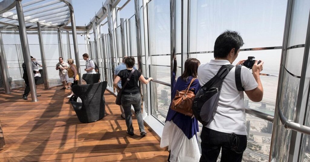 burg khalifa top