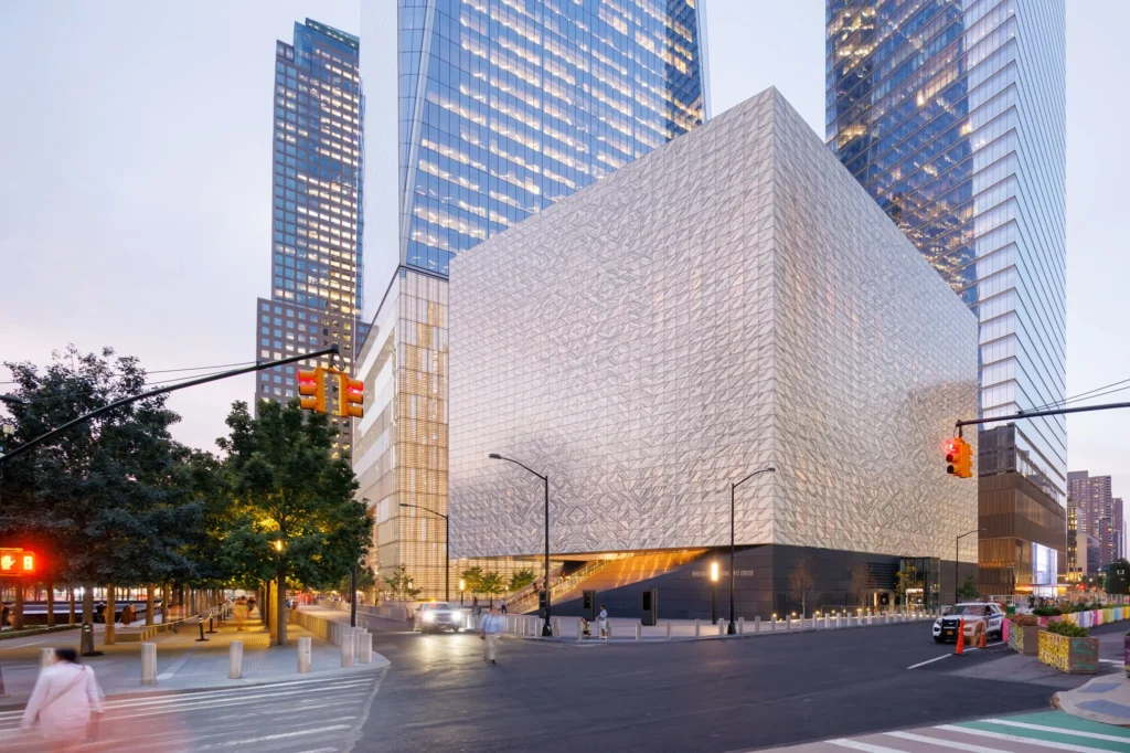 The Perelman
Performing Arts Center 