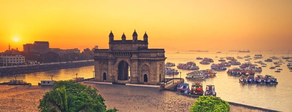 Mumbai's-Gateway Of India