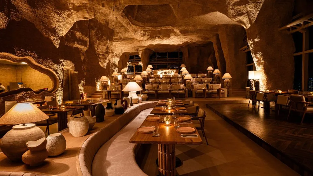 earthly design interior of bastian